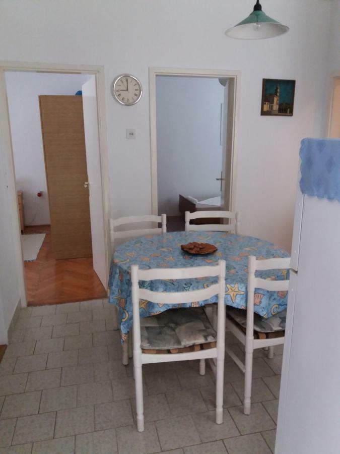 Apartman Nona Povljana Eksteriør bilde
