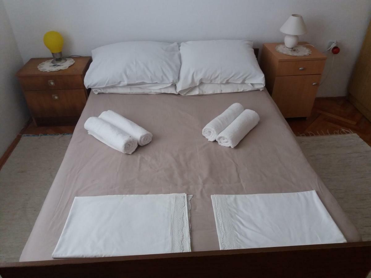 Apartman Nona Povljana Eksteriør bilde